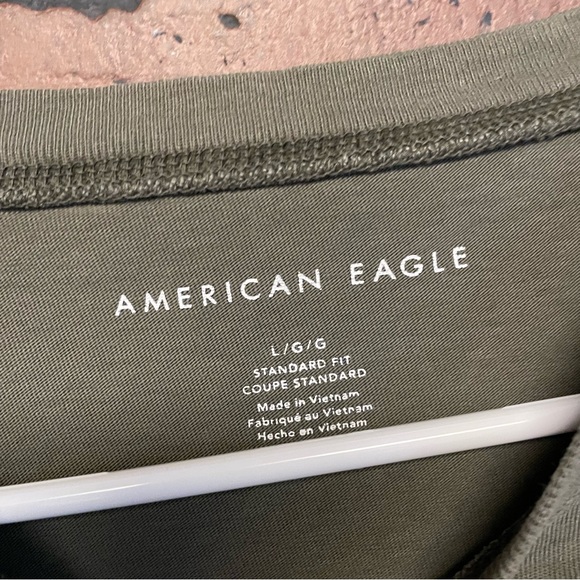 American Eagle Green Long Sleeve T Shirt Size Large - Picture 2 of 4